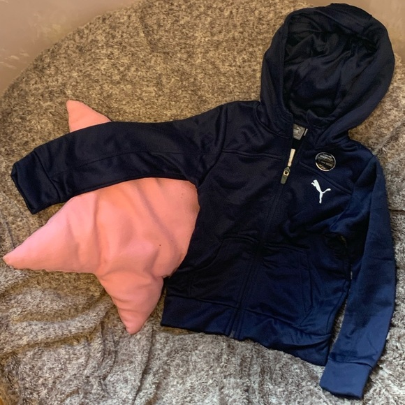 🥳HOST PICK🥳~ Unisex Kids Puma Hoodie👦👧 - Picture 2 of 5